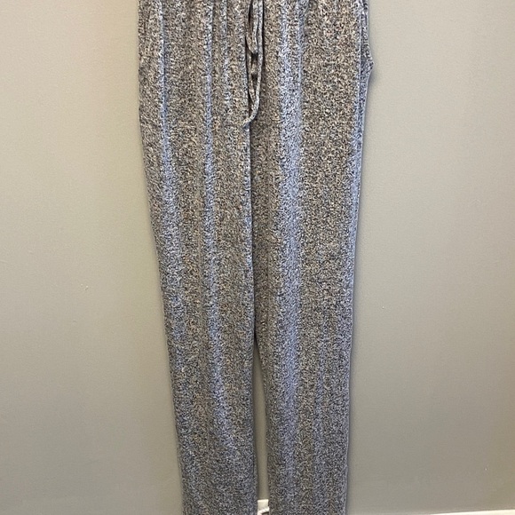 Express Grey Sleeveless Surplice Jumpsuit (M) - Picture 5 of 7